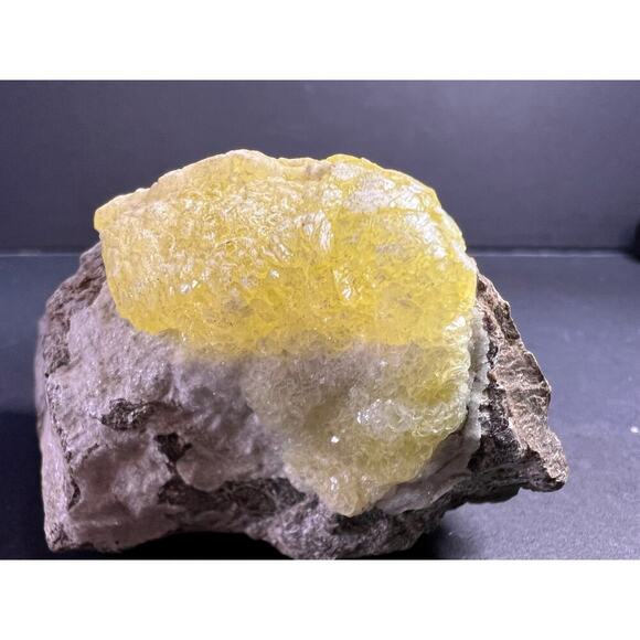 Pakistani brucite specimen - Picture 2 of 9